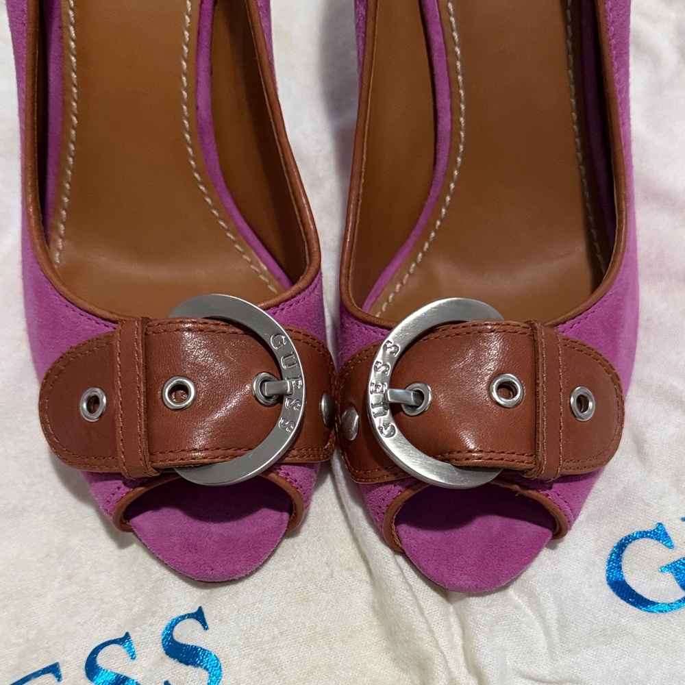 Guess Chic Pink and Brown Peep Toe Heels - Picture 5 of 7
